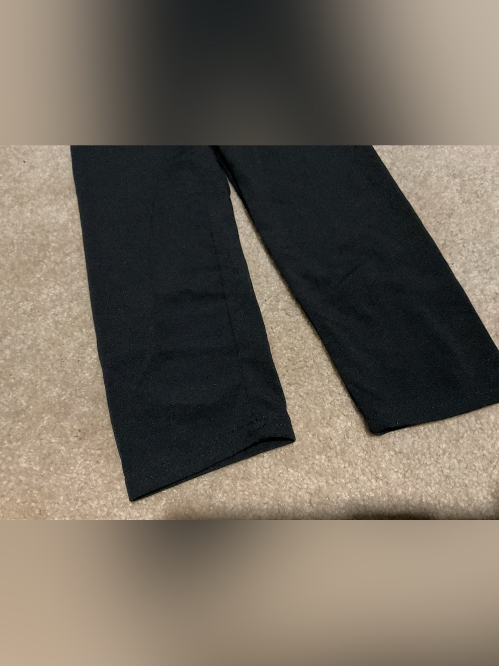 Pocketed Leggings Sz small - Picture 5 of 8